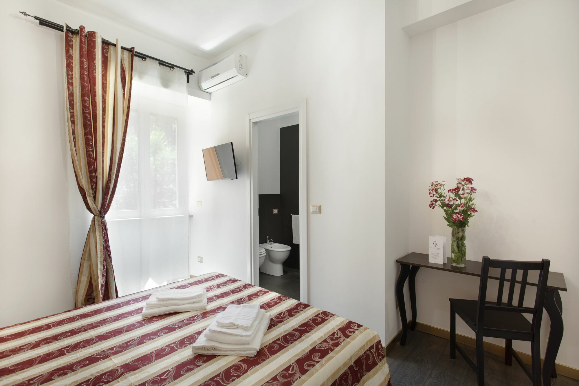 Secret Rhome Guest house